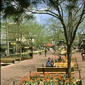 Boulder, Pearl Street