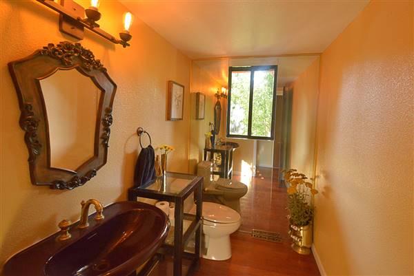 Location Image 3